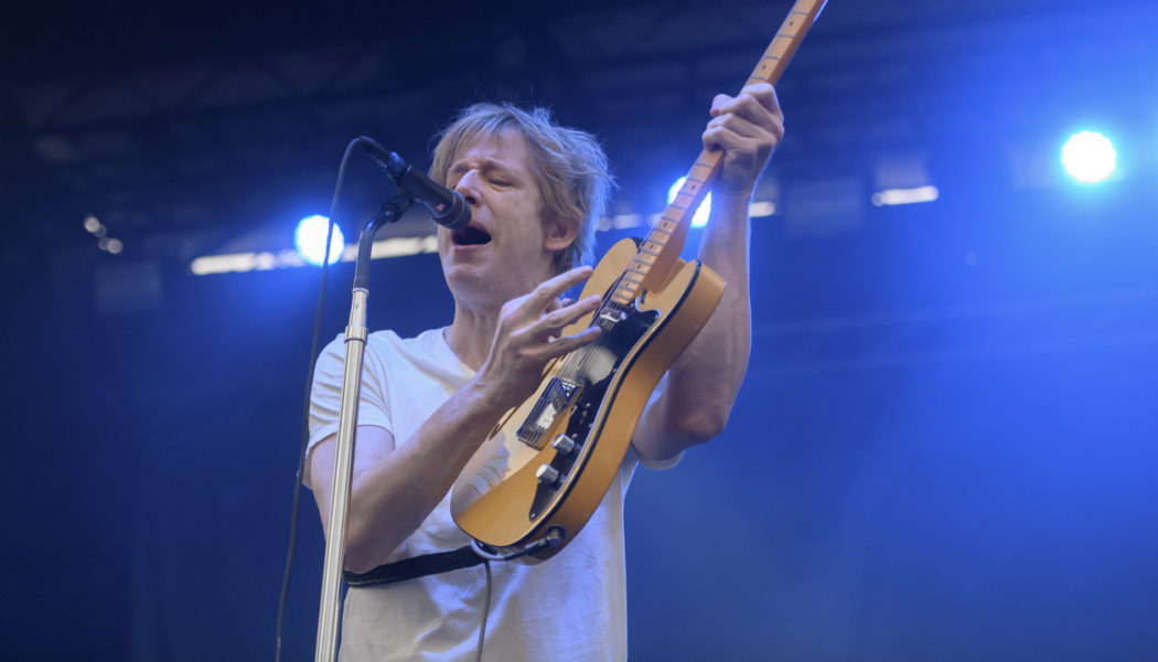 Spoon Cover David Bowie’s “I Can’t Give Everything Away”: Listen