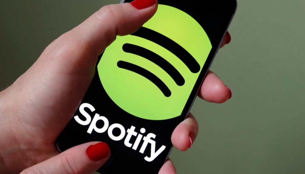 Spotify to Add ‘Content Advisory’ Label to All Podcasts Discussing COVID