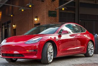 Tesla delivered close to one million vehicles in 2021