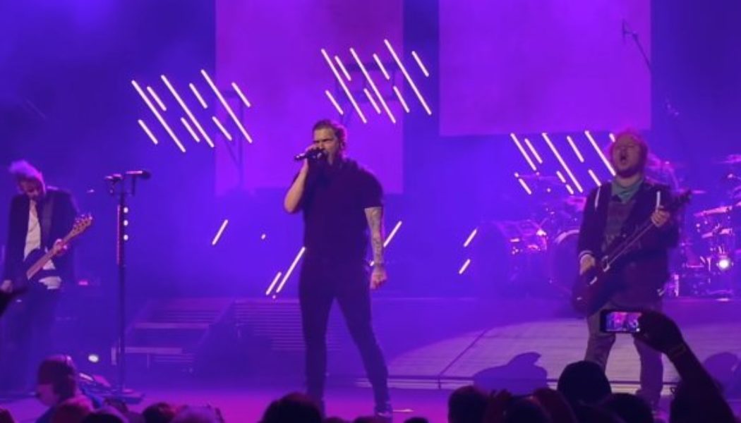 Watch SHINEDOWN Perform New Single ‘Planet Zero’ Live For First Time