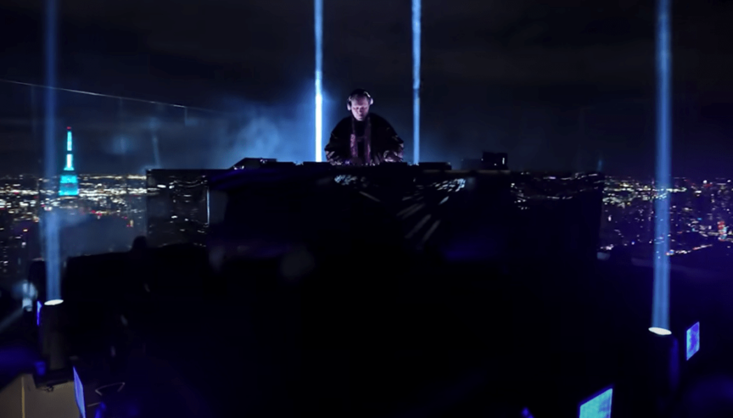 Watch Tiësto Perform On a Glass Floor Atop the Highest Sky Deck In The Western Hemisphere