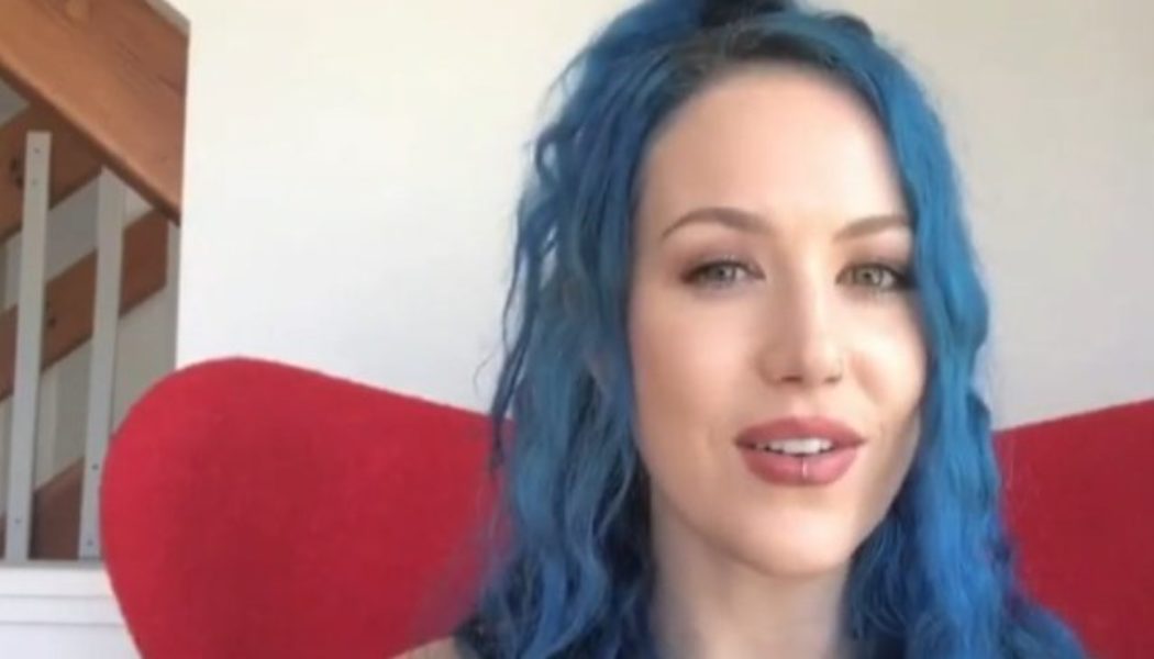 ARCH ENEMY’s ALISSA WHITE-GLUZ Names Her Favorite Female Vocalists Of All Time (Video)