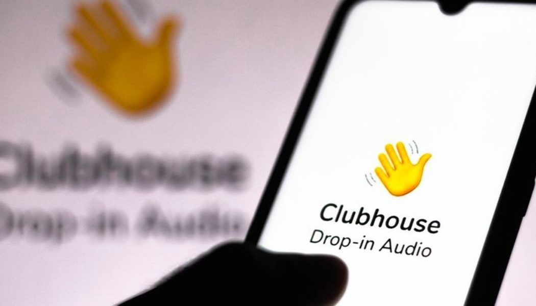 Clubhouse Comes Full Circle With Addition of Text Chat Function