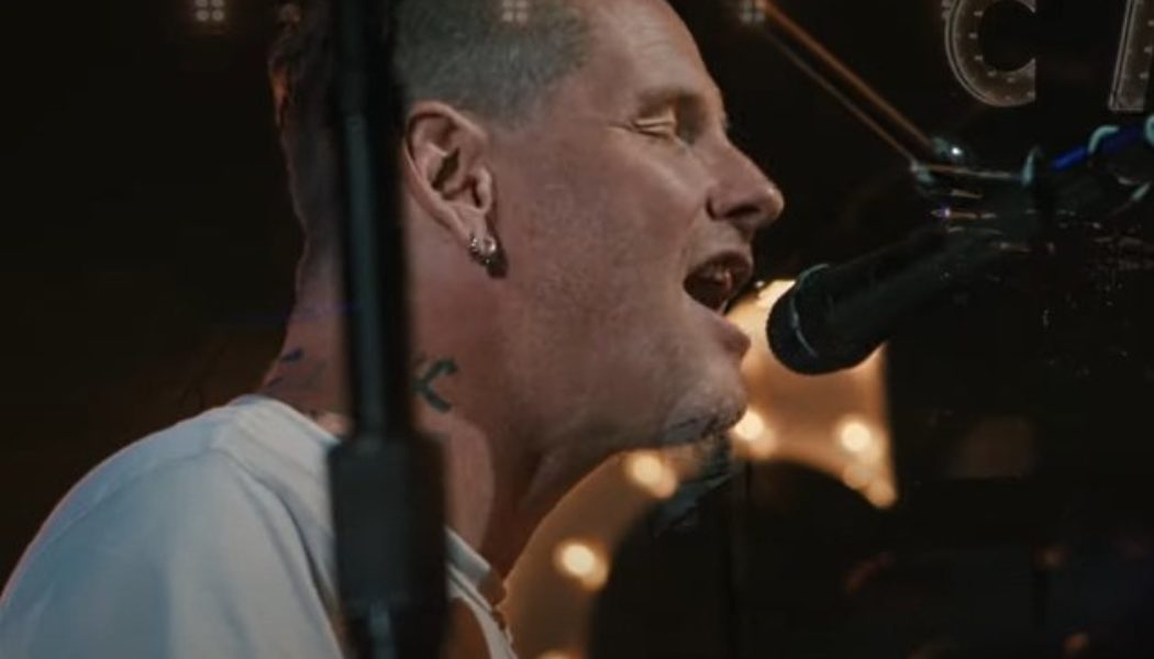 COREY TAYLOR Shares ‘Home’ And ‘Zzyzx Rd.’ Performance Video From ‘CMFB…Sides’ Collection