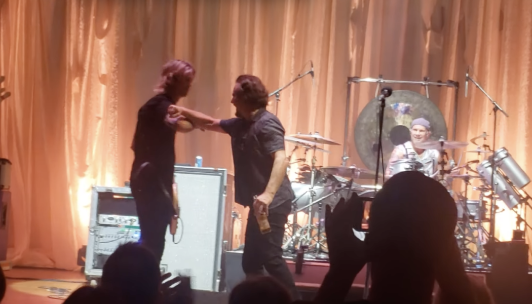 Duff McKagan Joins Eddie Vedder and the Earthlings to Perform The Pretenders’ ‘Precious’ in Seattle