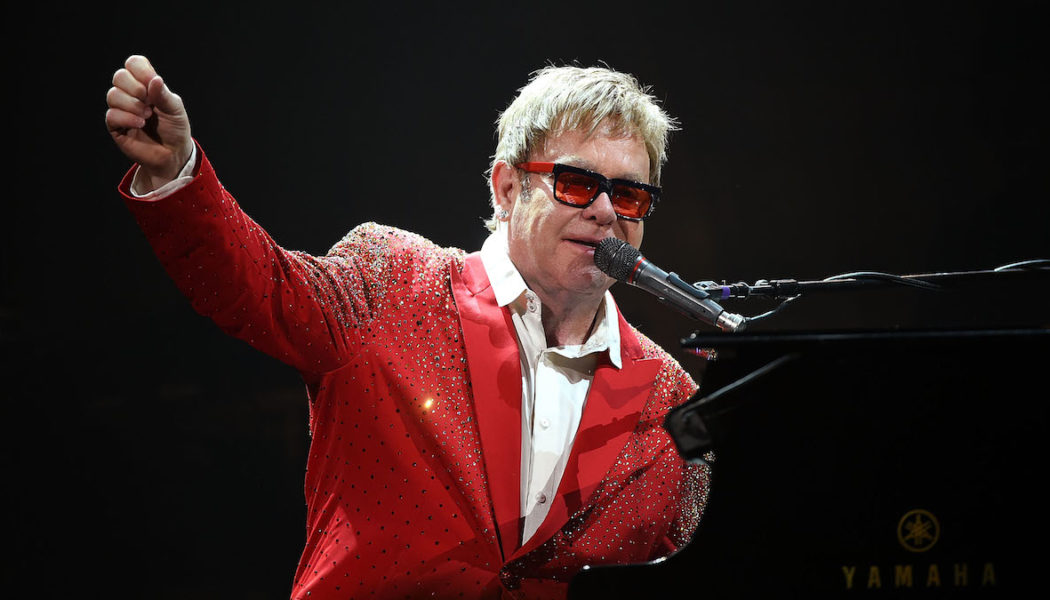 Elton John’s Plane Makes Emergency Landing After Hydraulics Fail at 10,000 Feet