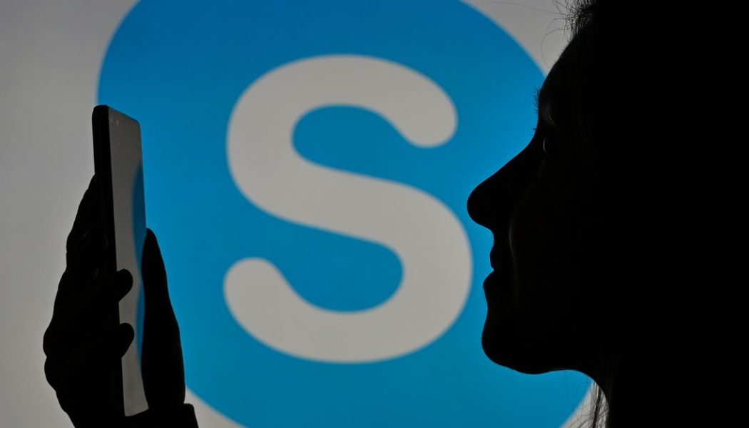 Skype users in the US can now make 911 calls from their computers