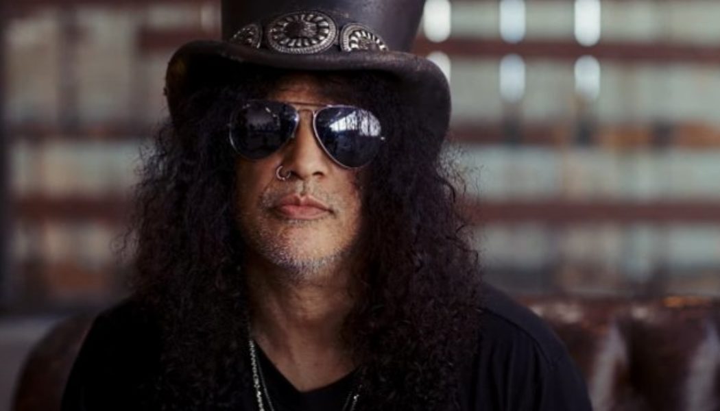 SLASH Had A ‘Hard Time’ With ‘Everything Sounding Really Rubbish’ In Early Days Of Digital Recording