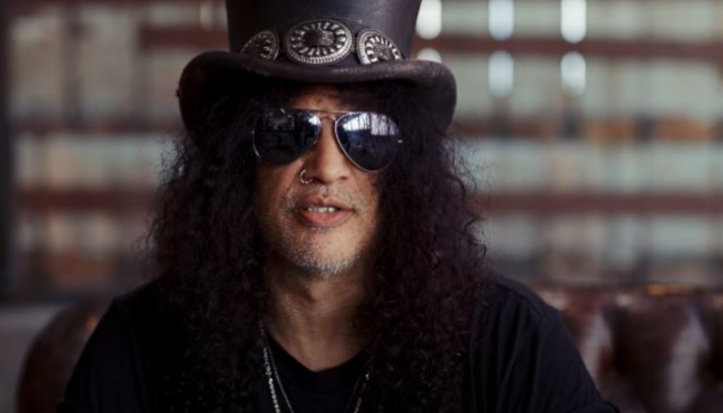 SLASH’s Advice To Young Artists: ‘Stick To The Music That You Really Love’