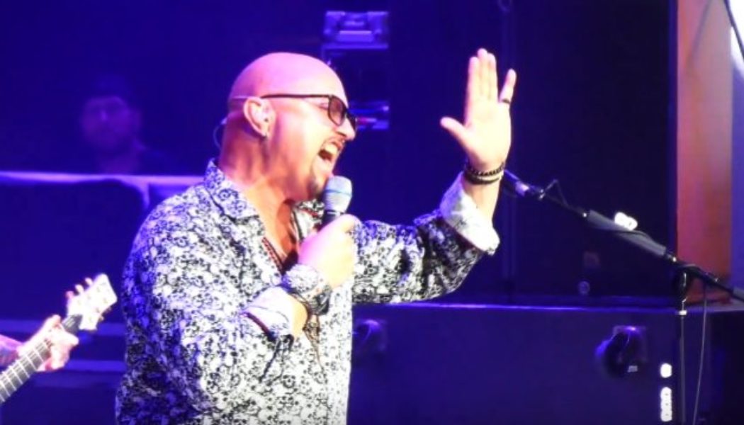 Watch GEOFF TATE Sing QUEENSRŸCHE’s ‘Queen Of The Reich’ On MONSTERS OF ROCK Cruise