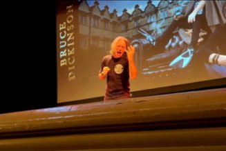 Watch IRON MAIDEN’s BRUCE DICKINSON Sing A Cappella Version Of ‘The Writing On The Wall’ In Pittsburgh