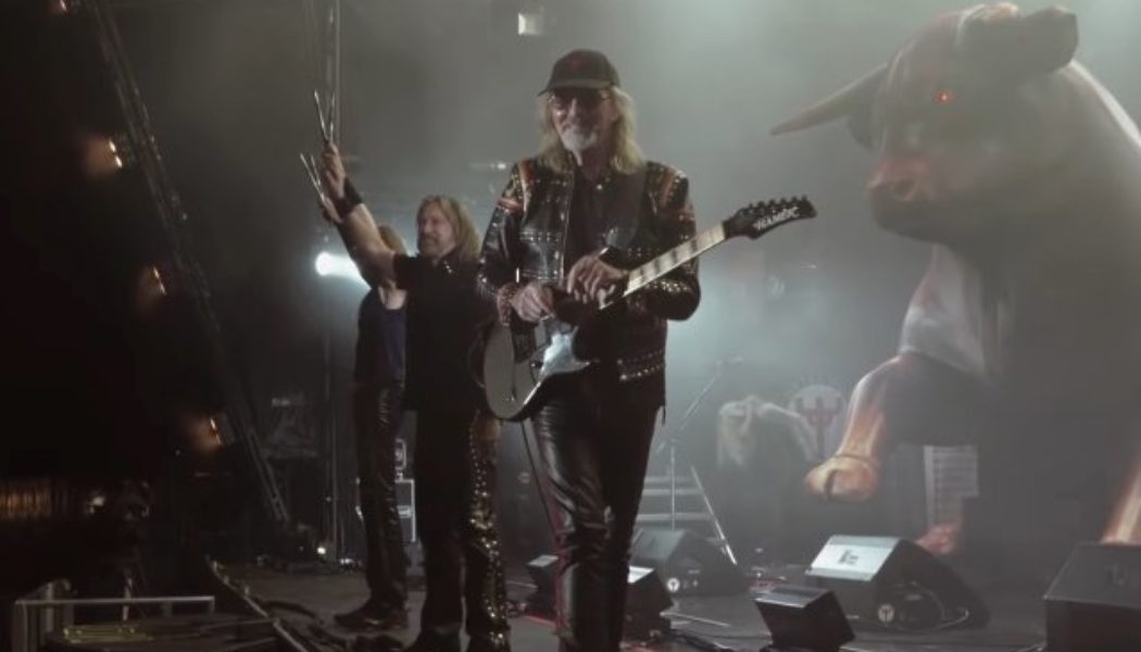 Watch Pro-Shot Video Of GLENN TIPTON Performing ‘Living After Midnight’ With JUDAS PRIEST At 2021 BLOODSTOCK OPEN AIR