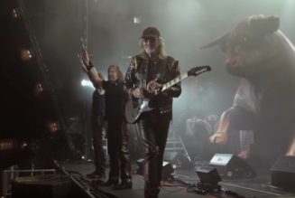 Watch Pro-Shot Video Of GLENN TIPTON Performing ‘Living After Midnight’ With JUDAS PRIEST At 2021 BLOODSTOCK OPEN AIR