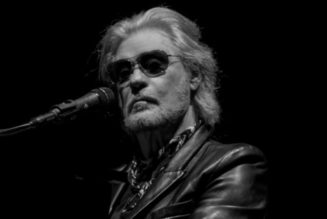 DARYL HALL Confirms He Was Asked To Join VAN HALEN As Replacement For DAVID LEE ROTH