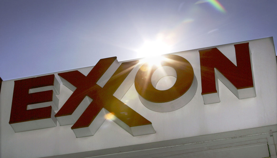 Exxon to leave Russian energy project, halt new investments in the country