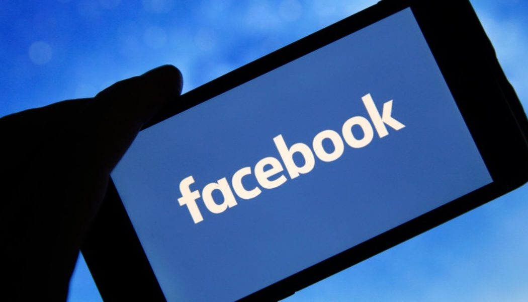 Facebook Adds Community Help Resources for Ukrainian Users