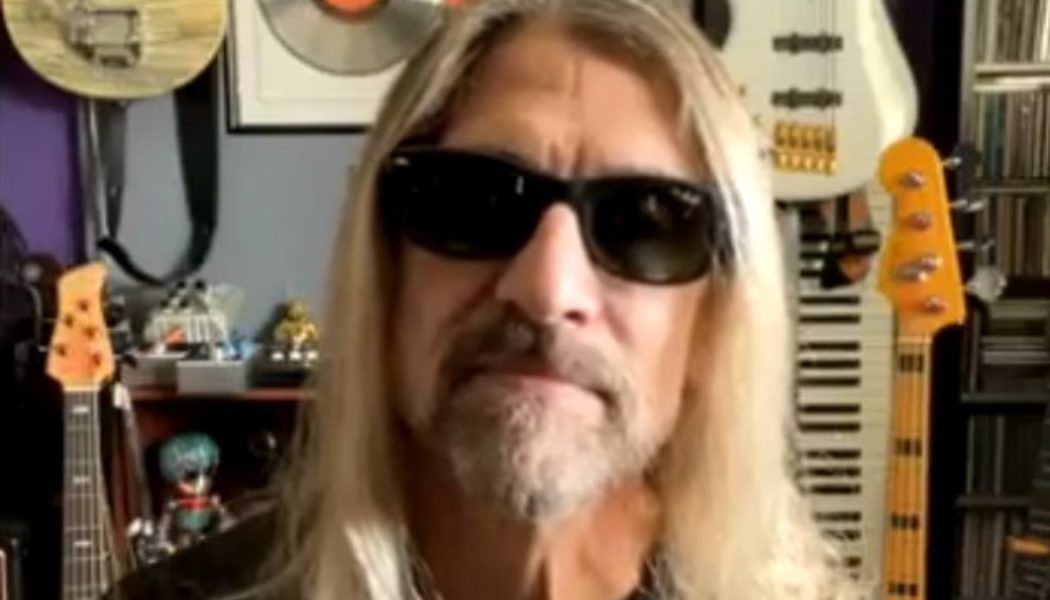 JAMES LOMENZO On MEGADETH’s Setlist For ‘The Metal Tour Of The Year’: ‘You’ve Gotta Keep The Hits’