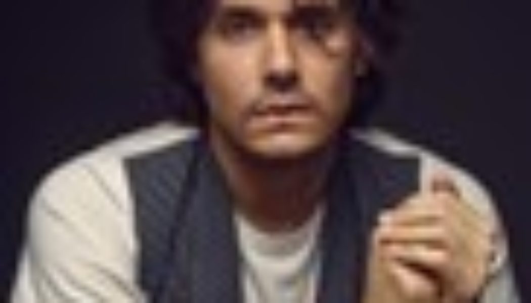 John Mayer Likens His ‘Neon’ Guitar Skills to ‘The Kid in School Who Could Turn His Eyelids Inside Out’