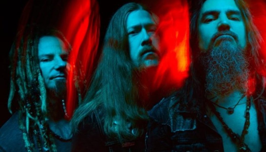 MACHINE HEAD To Be Rejoined By Guitarist LOGAN MADER For ‘The More Things Change…’ 25th-Anniversary Play-Through