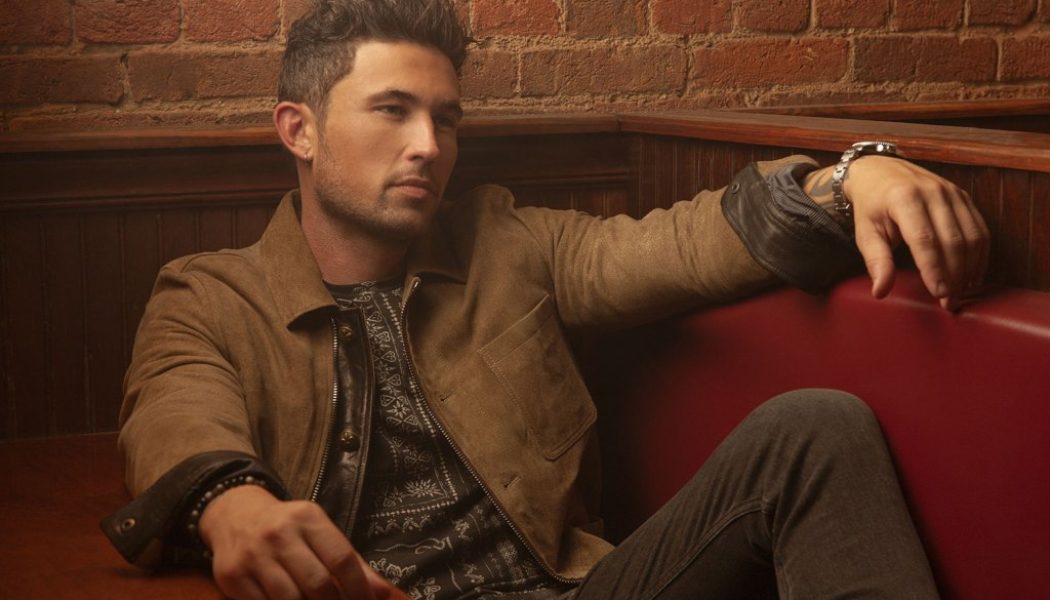 Makin’ Tracks: Michael Ray Delivers a Classic Story Song With the Swampy ‘Holy Water’