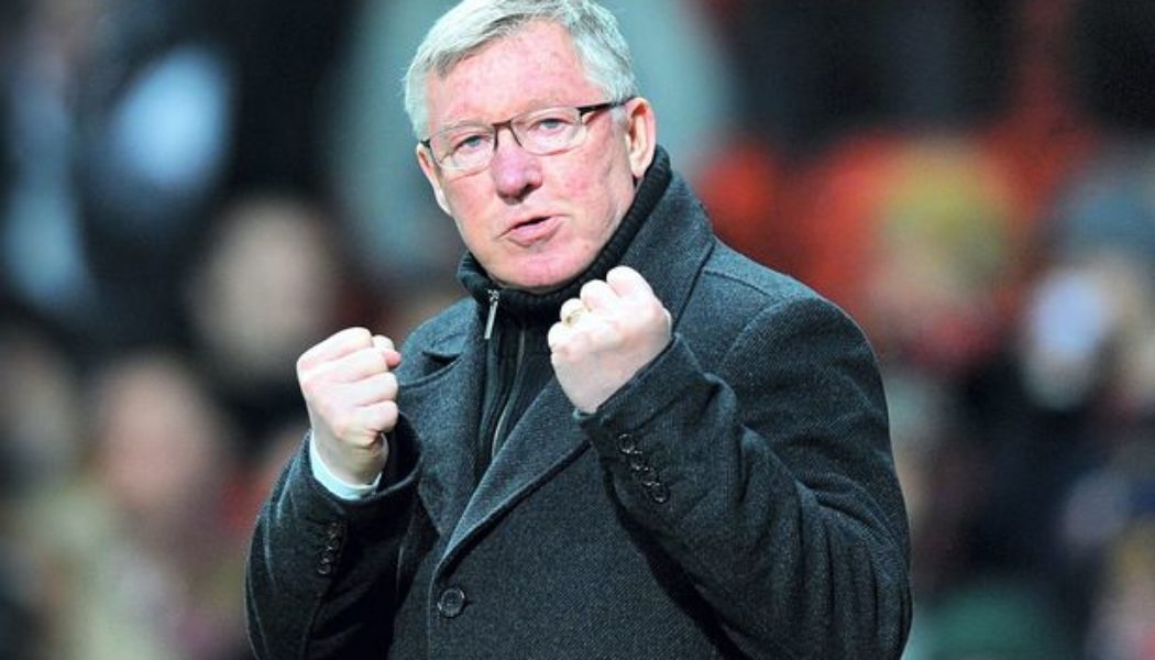 Man Utd legend Sir Alex Ferguson goaded by City fan after 4-1 derby drubbing