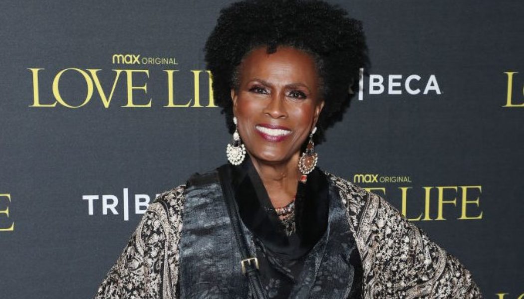 OG Aunt Viv Janet Hubert Comes To Will Smith’s Defense, Calls Chris Rock “Mean Spirited”