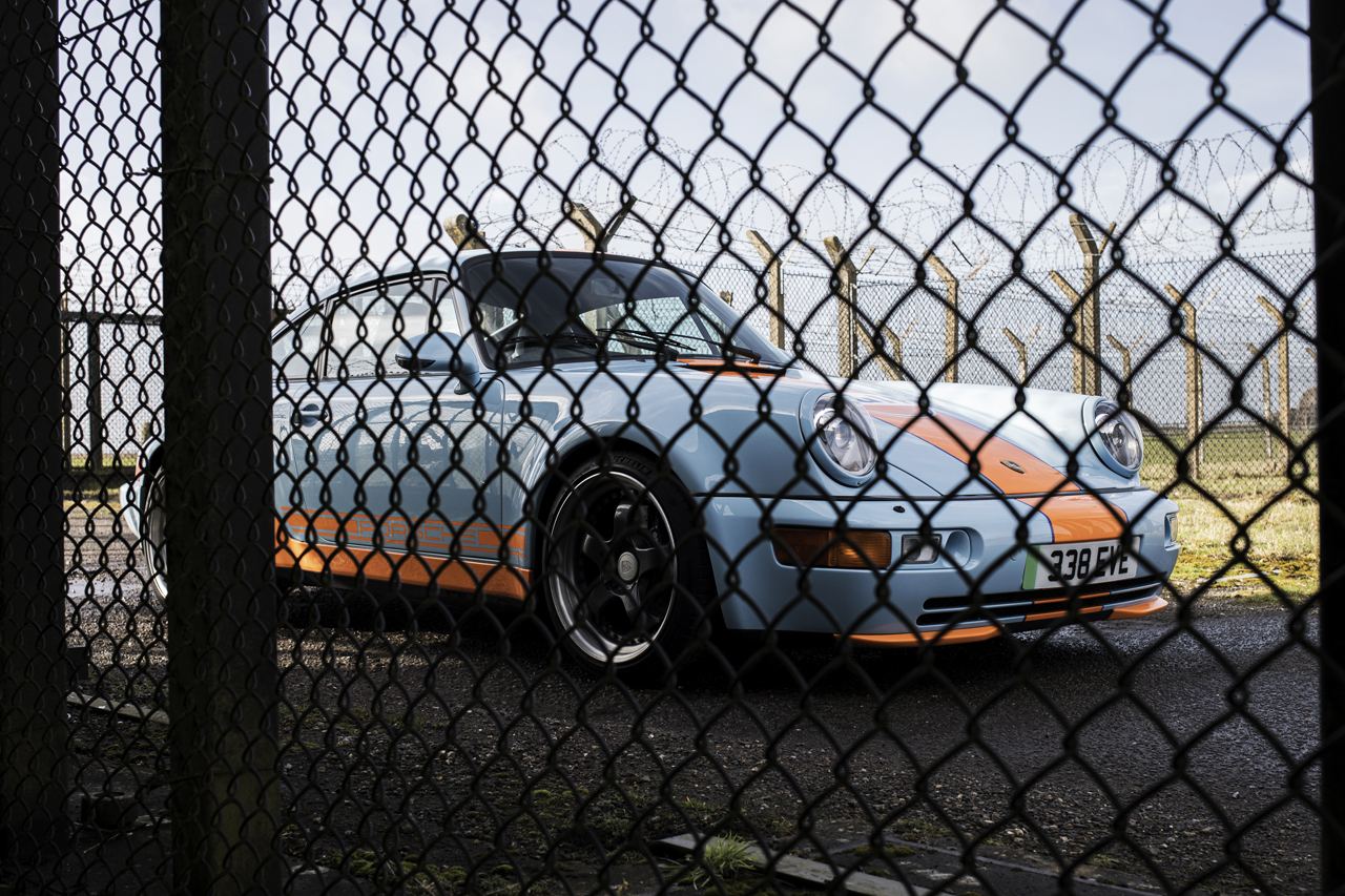 Porsche 911 964 Electric Cars EV Electro-Modding Restored 1990s Classic Everrati Gulf Livery 