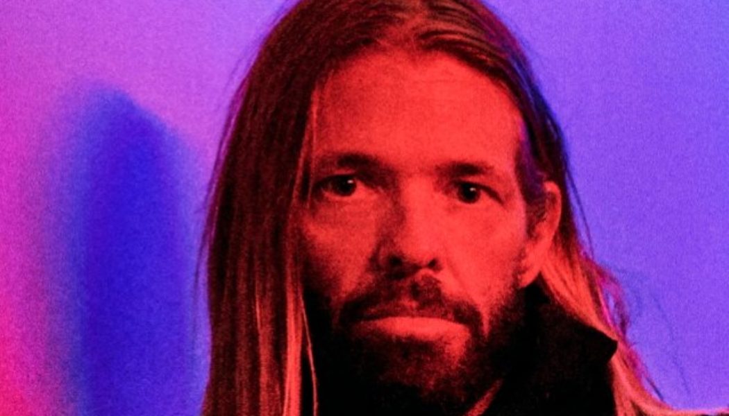 Rockers React To Death Of FOO FIGHTERS Drummer TAYLOR HAWKINS