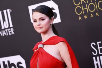 Selena Gomez Developing New Series Based on ‘Sixteen Candles’