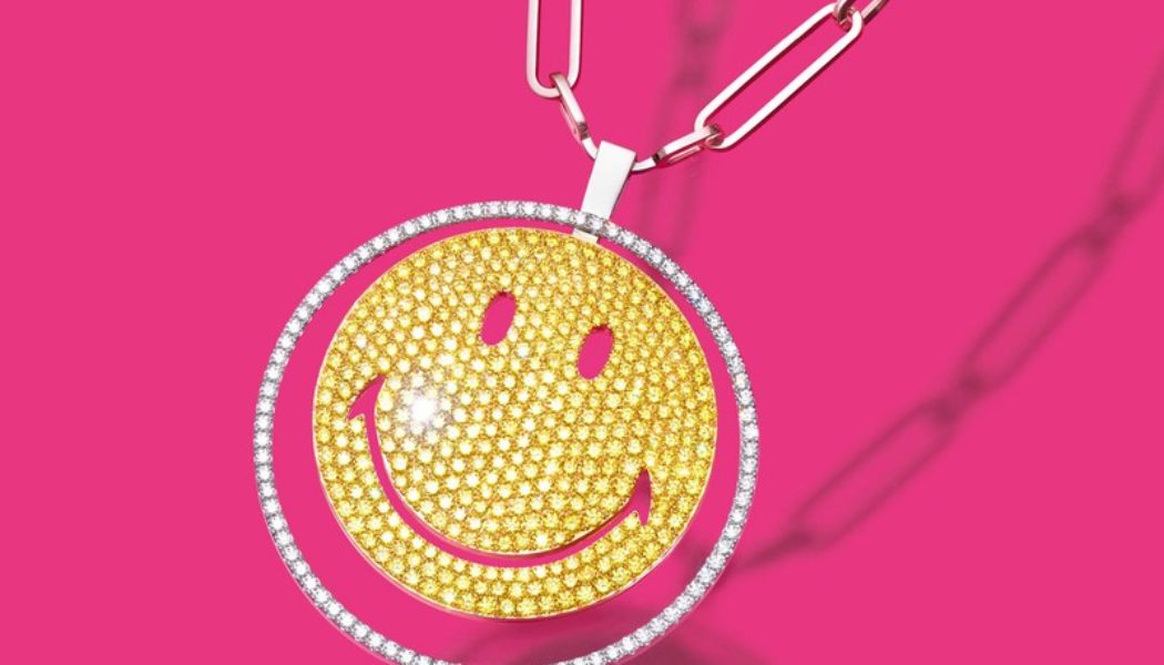 SMILEY x Messika Jewelry Set To Release a 7.90 Carat Diamond Novelty for SMILEY’S 50th Anniversary