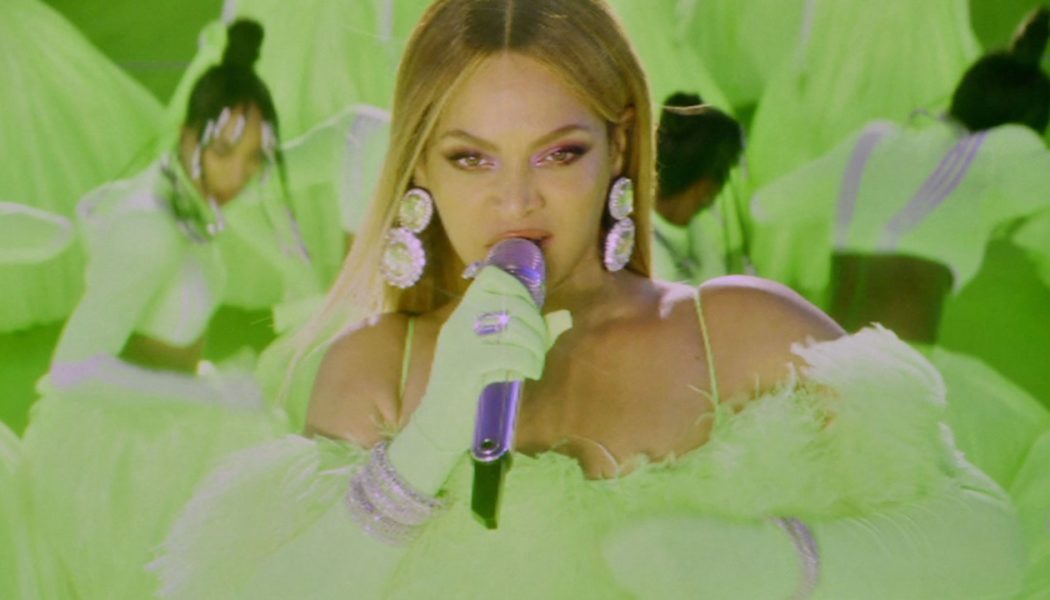 Watch Beyoncé Perform “Be Alive” in Compton Tennis Court for the 2022 Oscars