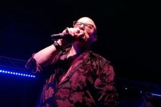 Watch GEOFF TATE Perform QUEENSRŸCHE’s Entire ‘Empire’ And ‘Rage For Order’ Albums In Milan, Italy