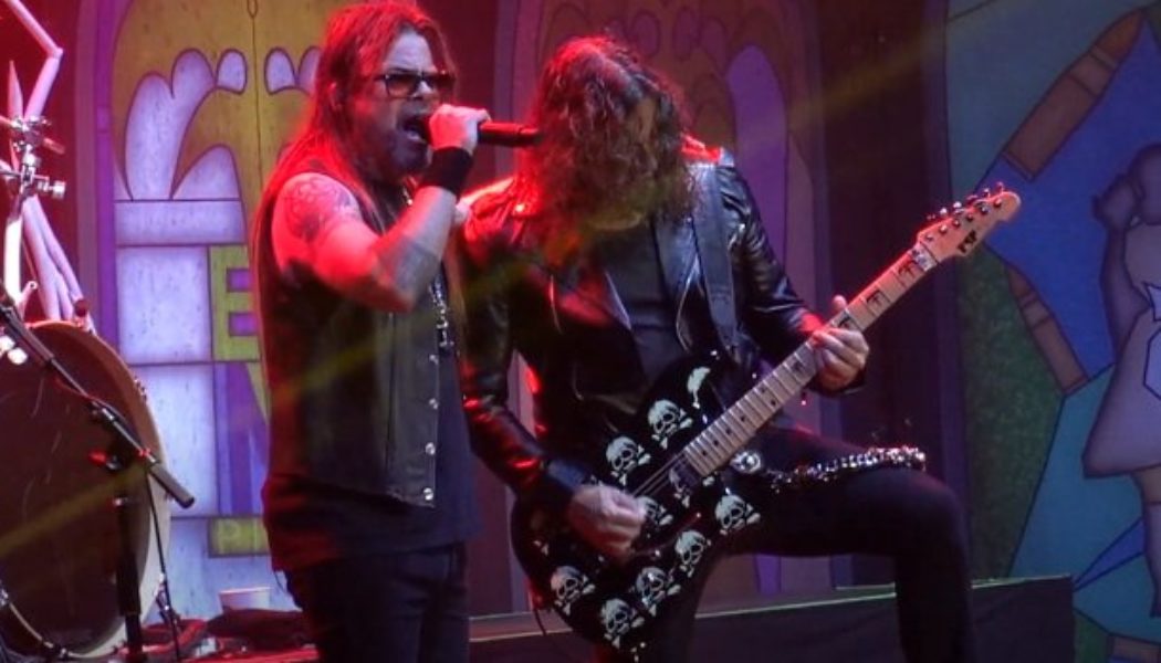 Watch QUEENSRŸCHE Perform In Austin During North American Tour With JUDAS PRIEST