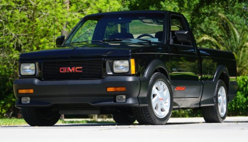 A Rare 1991 GMC Syclone Is Up for Auction