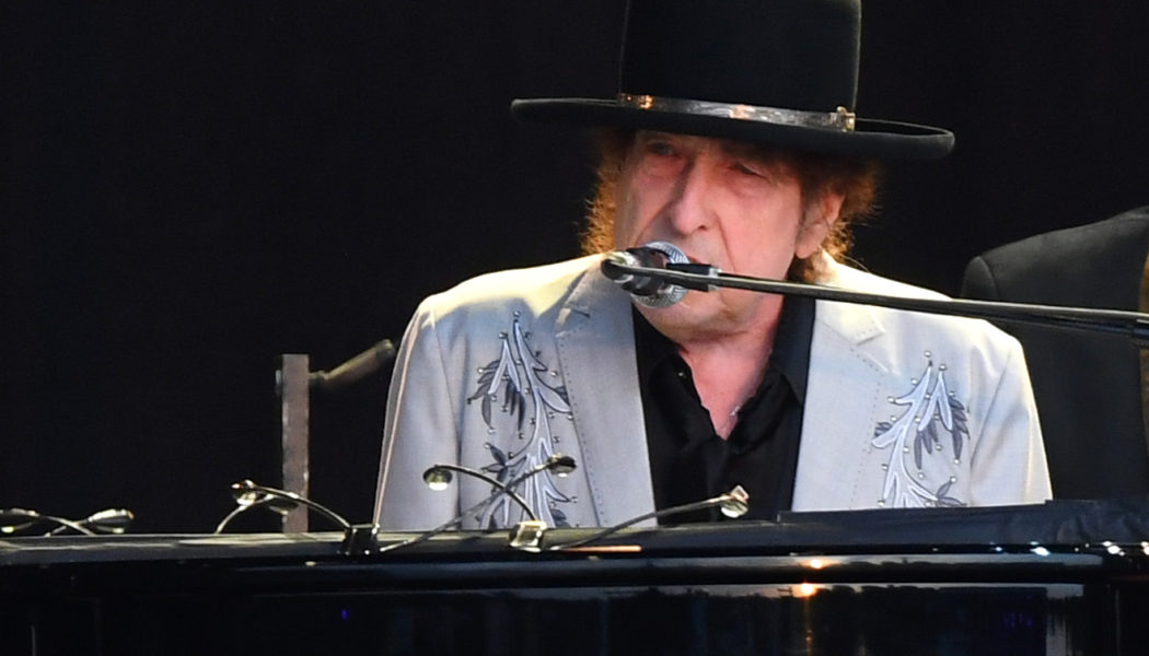 Bob Dylan Adds U.S. Tour Dates to World Tour