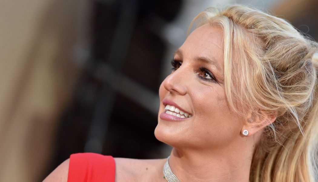 Britney Spears Announces She is Pregnant