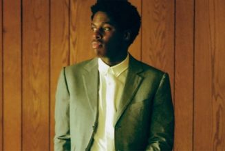 Daniel Caesar Releases New Single “Please Do Not Lean” Featuring BADBADNOTGOOD