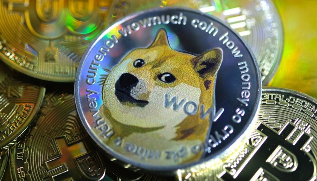 Dogecoin Jumps Nearly 30% Following Elon Musk’s Twitter Buyout