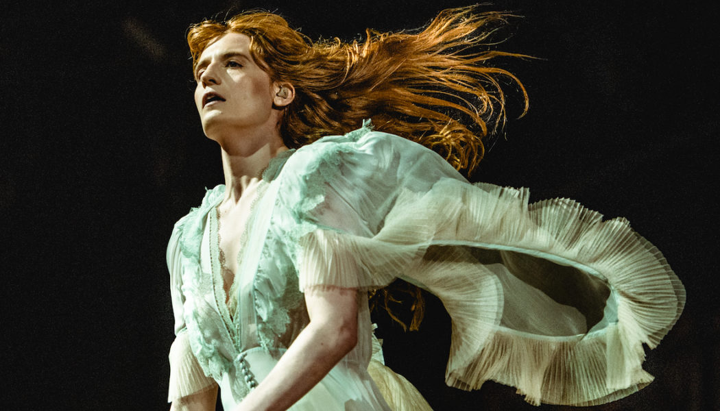 Florence + the Machine Dazzles at Intimate Los Angeles Show: Recap + Setlist