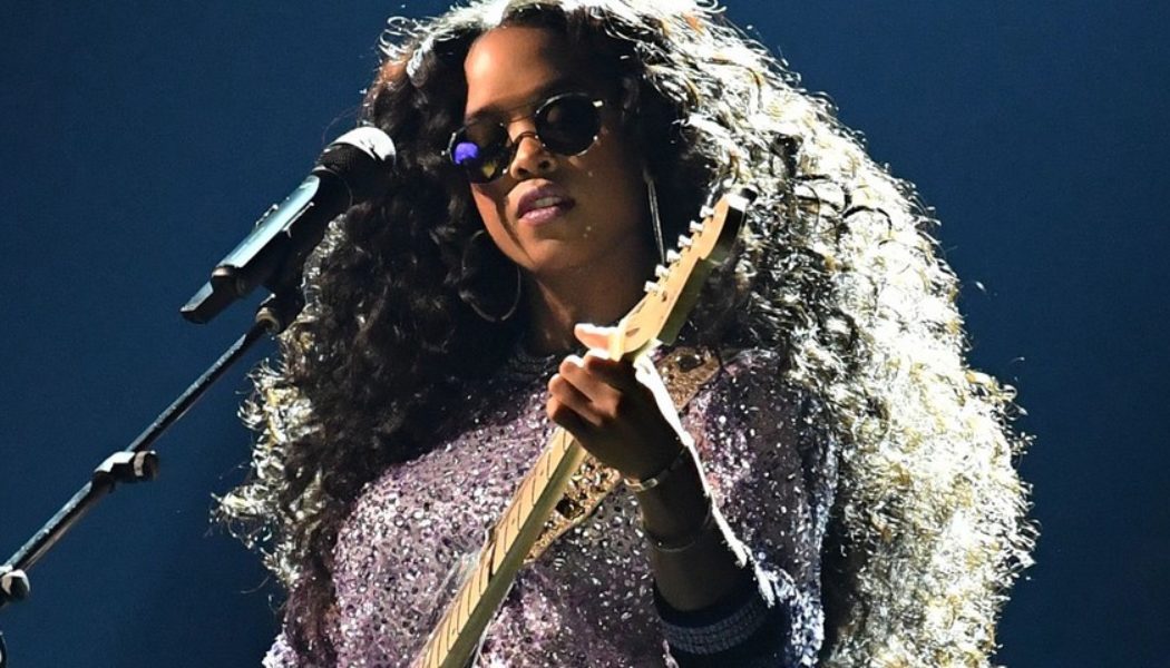 H.E.R. Has Mastered the Art of Songwriting