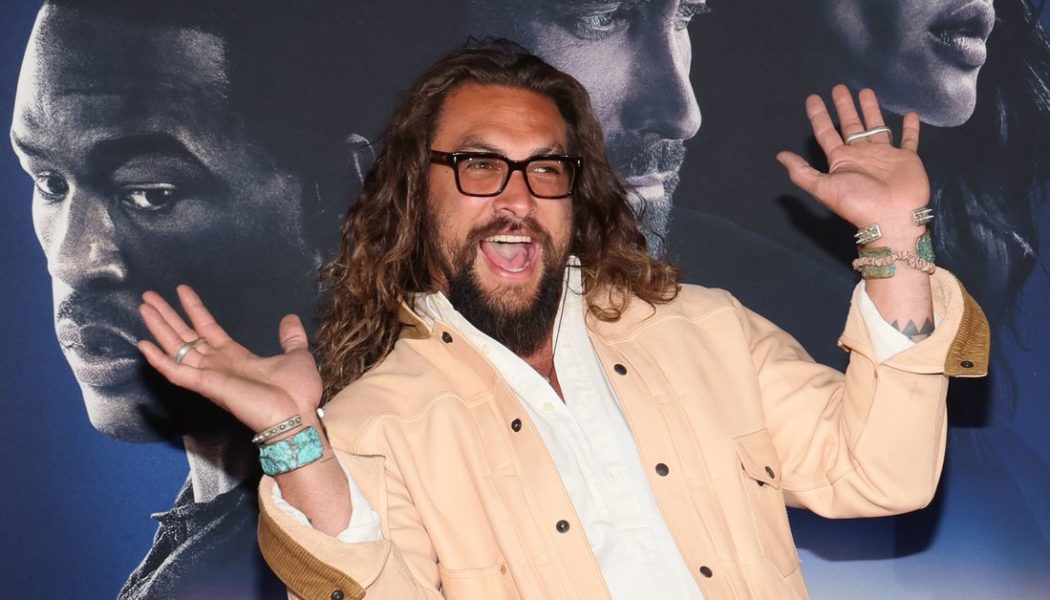 Jason Momoa reportedly in talks to star in the Minecraft movie