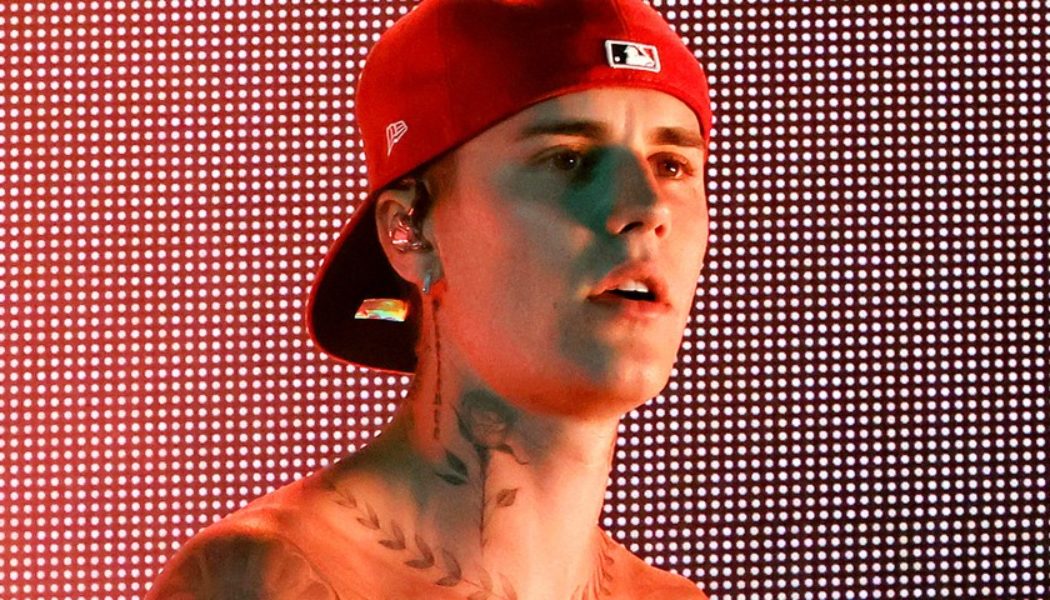 Justin Bieber Drops Comical “I Feel Funny” Music Video