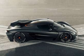 Koenigsegg Unveils its First Jesko Absolut Prototype