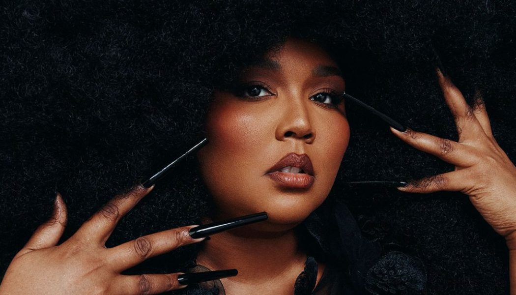 Lizzo Takes ‘Time’ to Top Five on Hot R&B Songs Chart