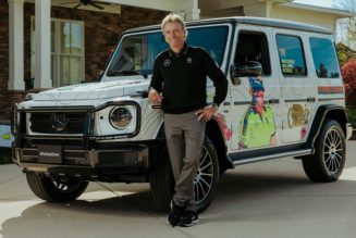 Mercedes-Benz Honors Golf Legend Bernhard Langer With His Own G 550 Art Car