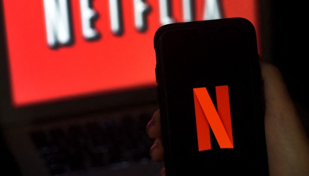 Netflix Stock Price Drops 20% After Announcing Loss of 200K Subscribers