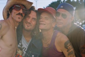 Red Hot Chili Peppers Bag U.K. Chart Title With ‘Unlimited Love’