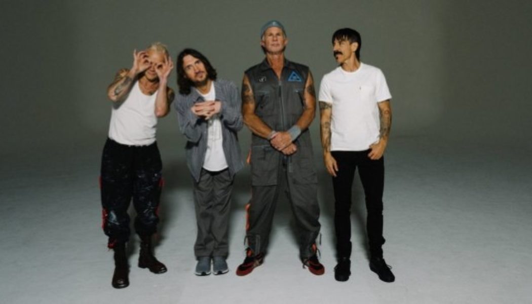 RED HOT CHILI PEPPERS’ ‘Unlimited Love’ Debuts At No. 1 On BILLBOARD Chart