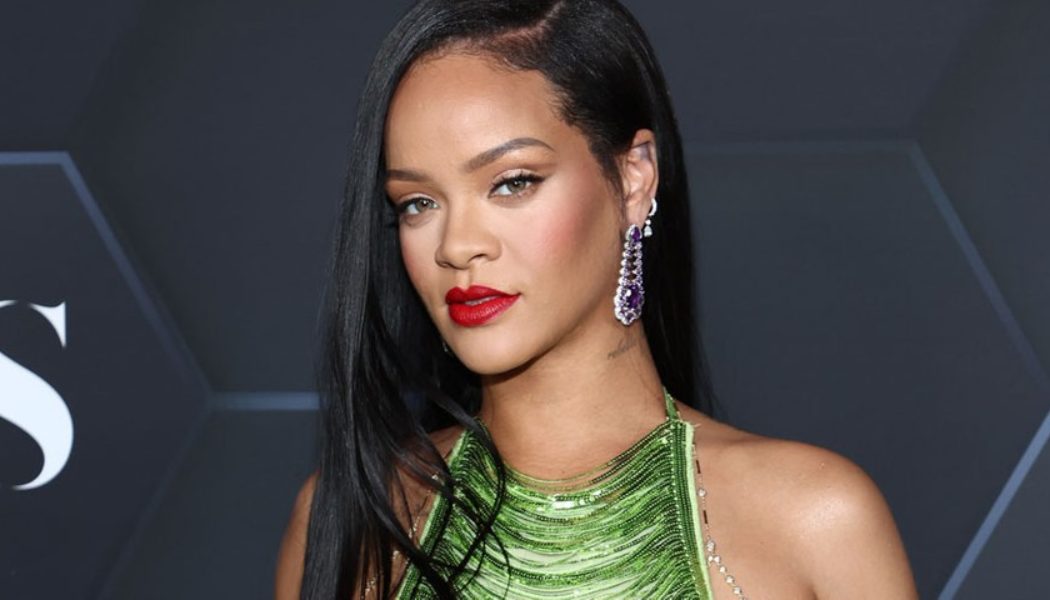 Rihanna Makes Her Debut on ‘Forbes’ Annual Billionaires List