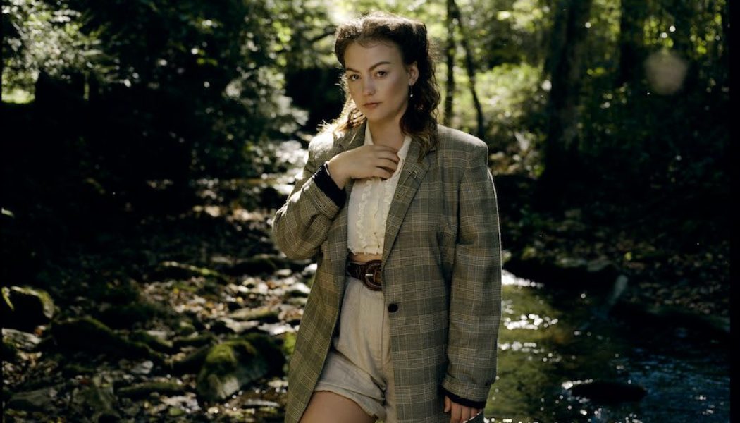 Watch Angel Olsen’s Gender-Subverting New Video for ‘Big Time’